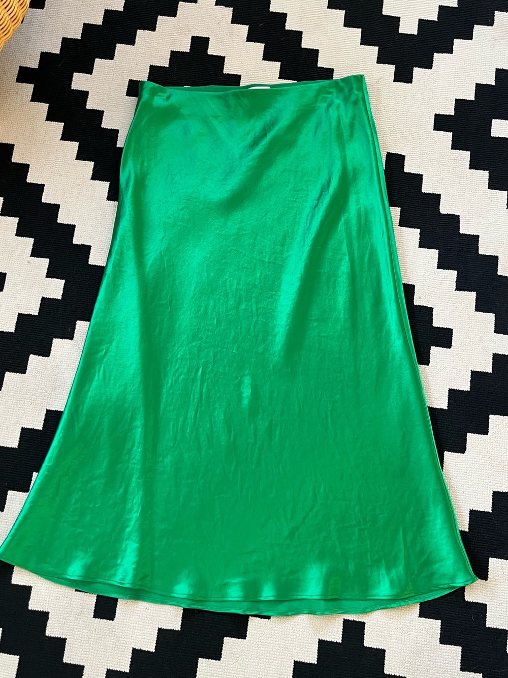 BABATON SILK SKIRT ❤️